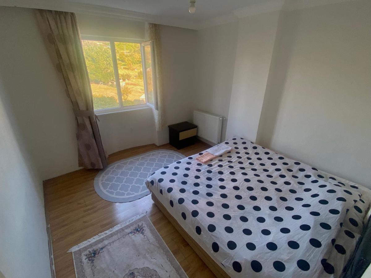 Spacious House Near The Airport Appartement Arnavutkoy Buitenkant foto